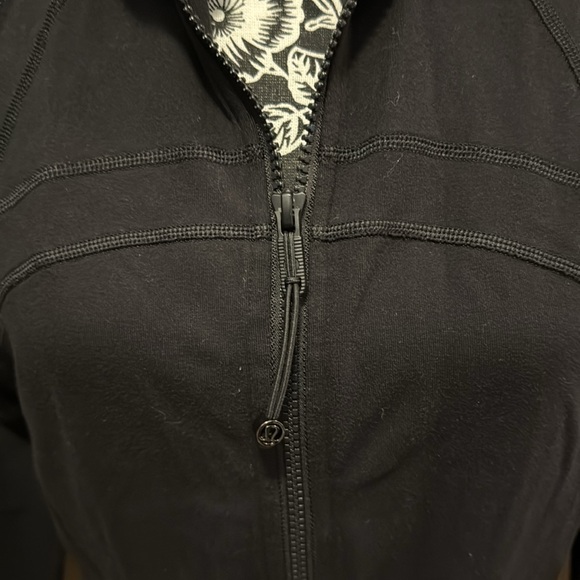 Lululemon Define Warm Up Jacket (BK) - Picture 2 of 4